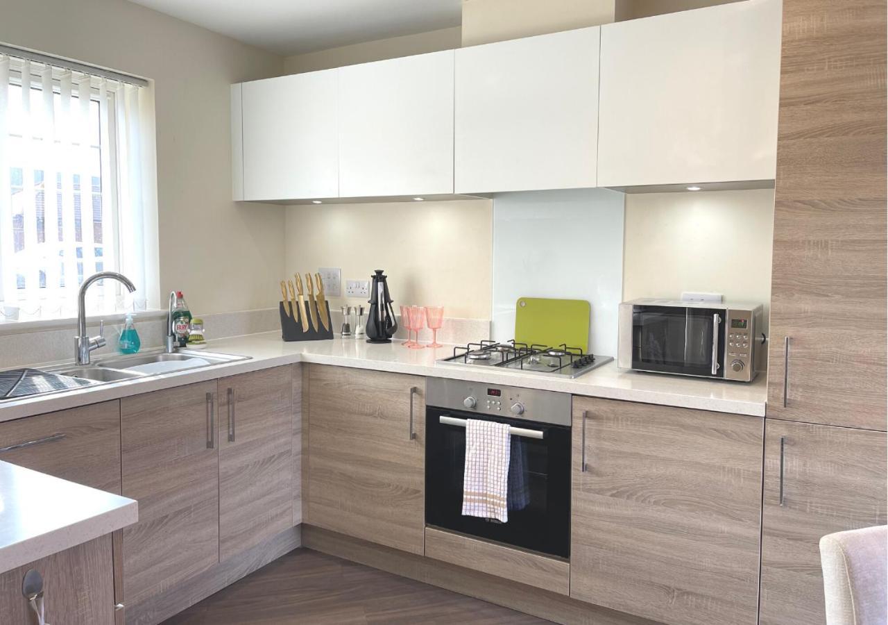 Ashford Holiday Home Sleeps 6 Free Parking Wifi Willesborough Eksteriør billede